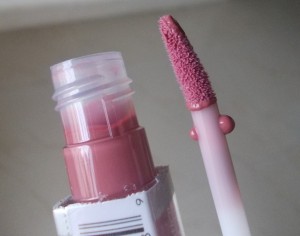 Maybelline Colorsensational High Shine Lip Gloss Mirrored Mauve (5)