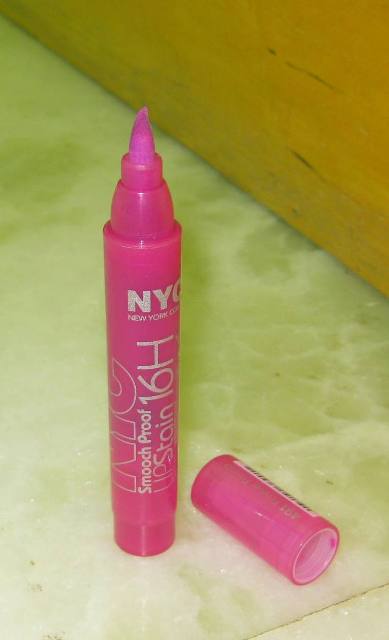 NYC Smooch Proof 16 HR Lip Stain – Forever Freesia  (7)