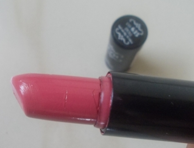 NYX Round Lipstick Doll (5)