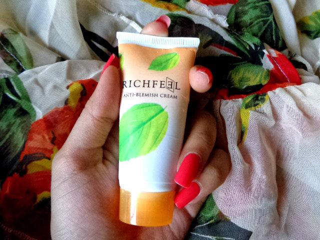 Richfeel Anti-Blemish Cream