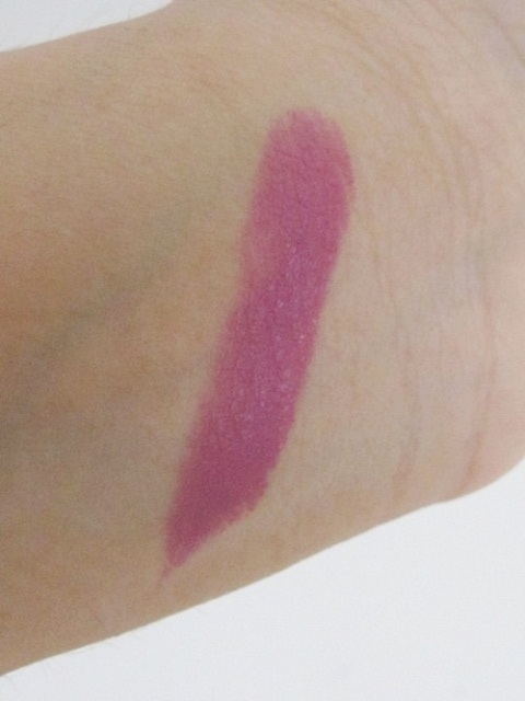 Rimmel London Lasting Finish Lipstick in 085 Royalty swatches (3)