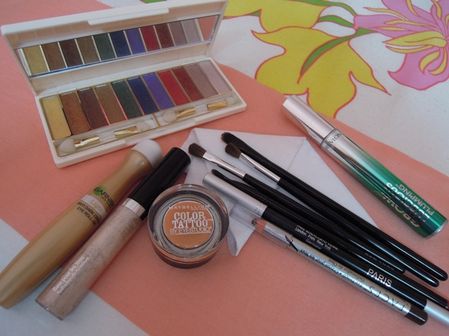 Soft+Summer+Eye+Makeup+using+Maybelline+Color+Tattoo+Fierce+and+Tangy