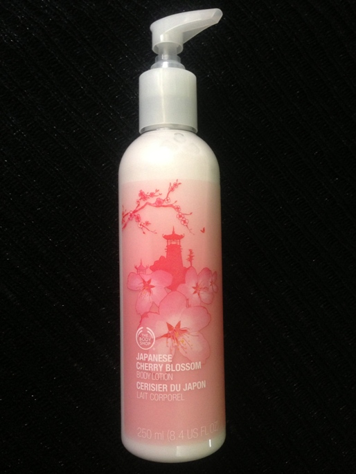 The+Body+Shop+Japanese+Cherry+Blossom+Body+Lotion+Review