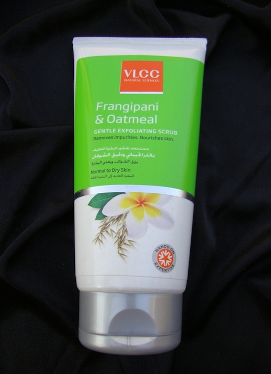 VLCC Frangipani Oatmeal Gentle Exfoliating-Scrub