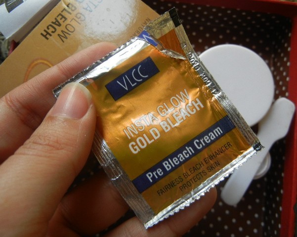 VLCC Insta Gold Bleach (6)