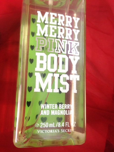 Victoria’s Secret Merry Merry Pink Body Mist (4)