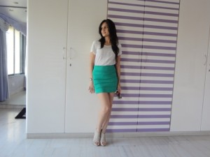 high waist green skirt
