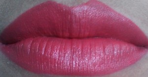 hot pink lips