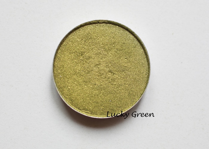 MAc lucky green eyeshadow review