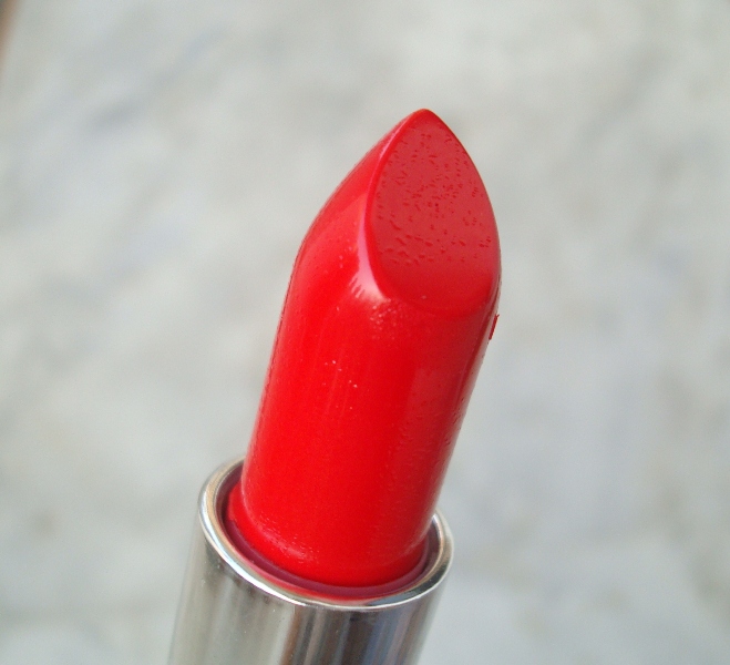 Bright red lipstick 5