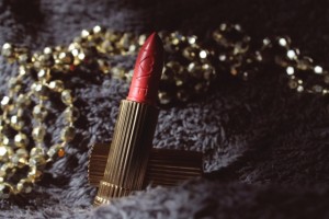 Estee Lauder Signature Lipstick - Coral Kiss (4)