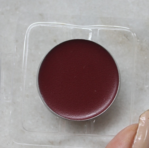 Inglot Round Lipstick Refill #75 (4)