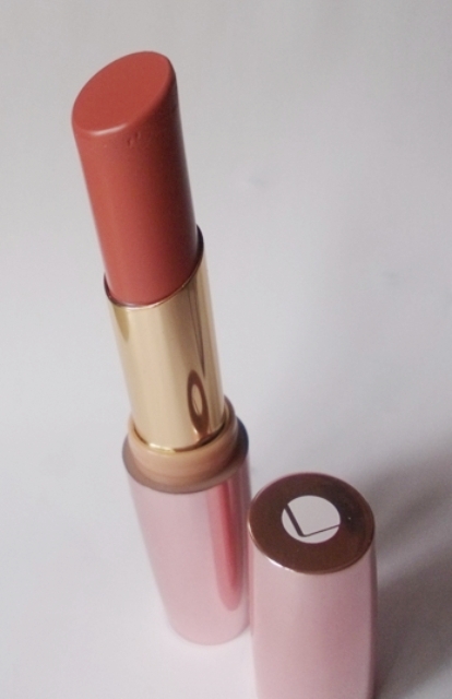 Lakme 9 to 5 Lip Color Red Chaos (4)