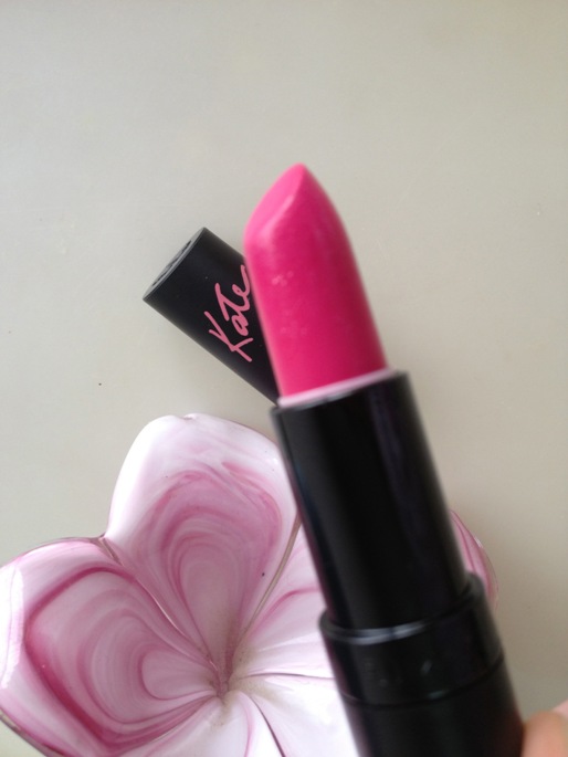 Lasting Finish Lipstick by Kate 3
