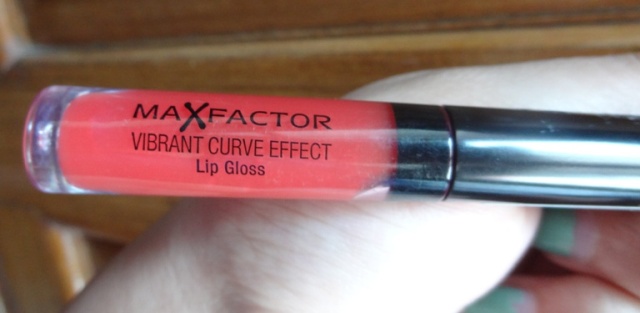 Maxfactor Vibrant Curve Effect Lip Gloss Dominant (5)