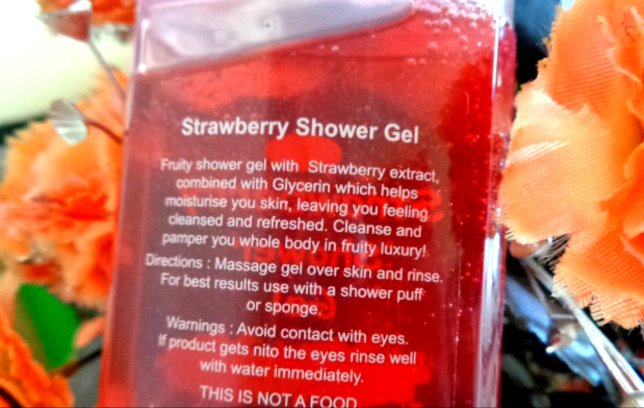 Strawberry shower gel 3