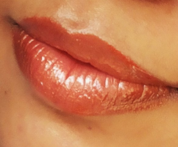 glossy lips2