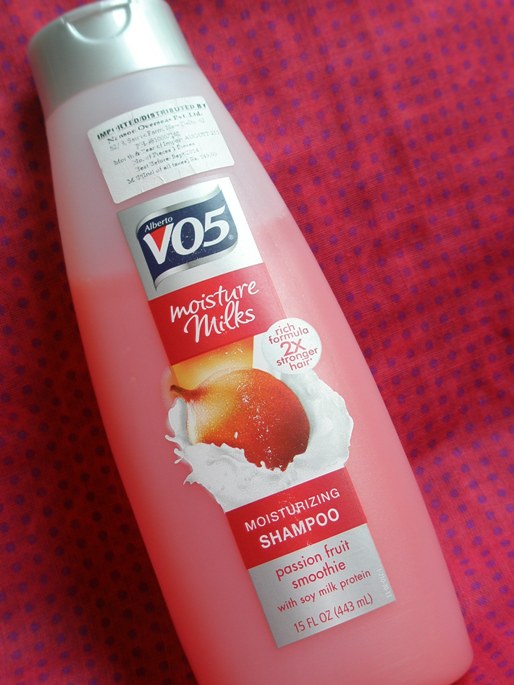 Alberto VO5 Moisture Milks Moisturizing Shampoo Review