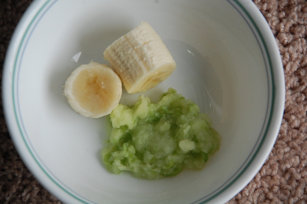 Banana and Green Apple Facial Scrub 2