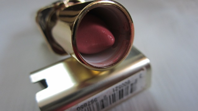 Color Riche Natural Lipstick in Velvet Rose 4