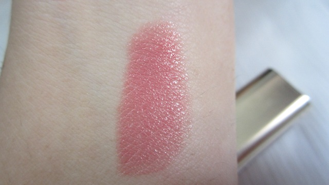 Color Riche Natural Lipstick in Velvet Rose 7