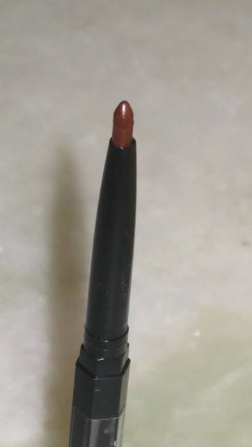 Coloressence Lip Liner Pencil in Brown (6)