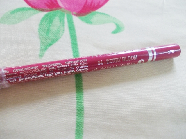 Diana of London Absolute Moisture Lip Liner Berry Bloom (4)