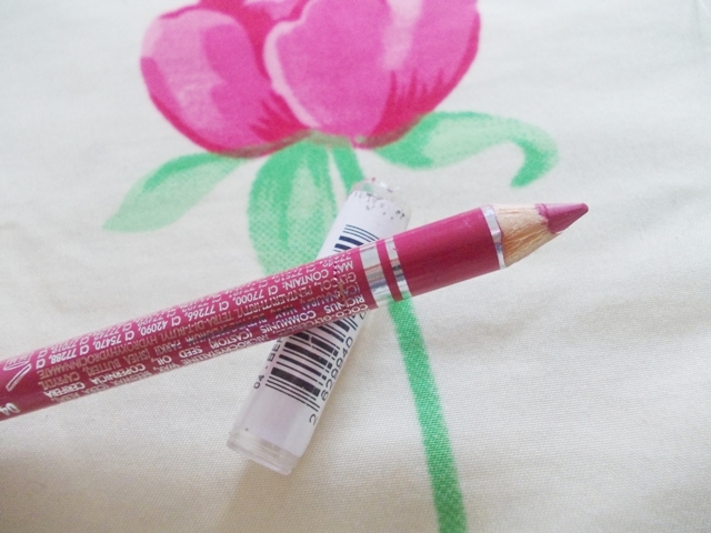 Diana of London Absolute Moisture Lip Liner Berry Bloom (5)