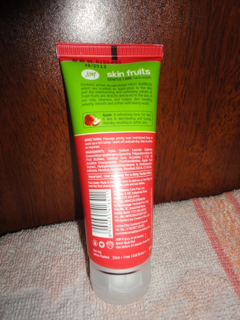 Joy Skin Fruits Gentle Care Face wash for normal skin(3)