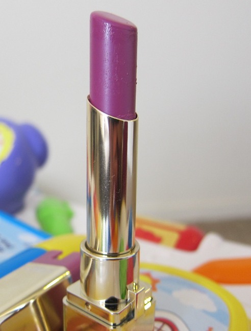 L’Oreal Colour Riche Lip Color - Violet Chiffon 11