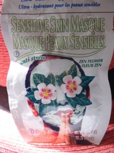 Montagne Jeunesse Ceramides and Sensitive Skin Masque 3