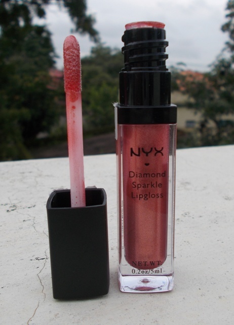 NYX Diamond Sparkle Lip Gloss - Ginger Sparkle (2)