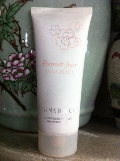 Nina Ricci  Premier Jour Perfumed Body Lotion