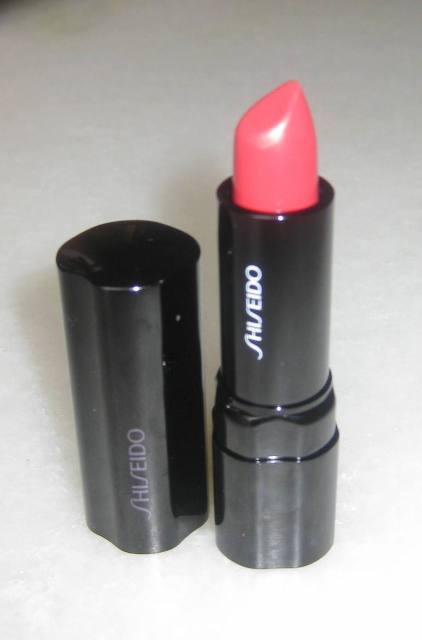 Shiseido Perfect Rouge Lipstick 9