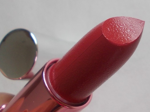 colorbar matte touch lipstick cherry ice (2)