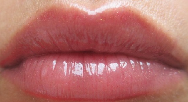 glossy+lips+(3)