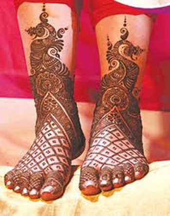 Arabic-Mehndi-Designs-For-Feet-5