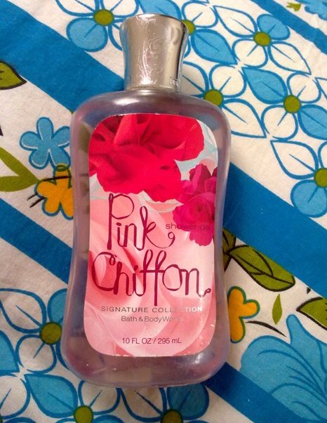 Bath+and+Body+Works+Pink+Chiffon+Body+Wash+Review
