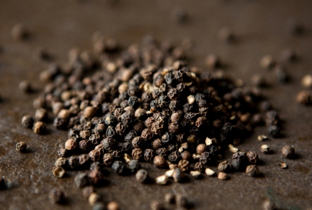 Beauty and Skin Benefits of Black  Pepper