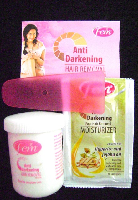 Fem anti darkening hair removal cream for sensitive skin  (4)