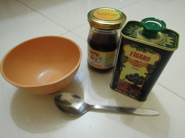 Honey+and+Olive+Oil+Homemade+Hair+Mask