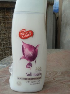 Imperial Leather's Soft Touch Moisturizing Bath Cream