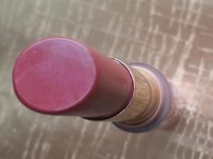 Lakem 9 to 5 lip color PInk Aggressive (3)