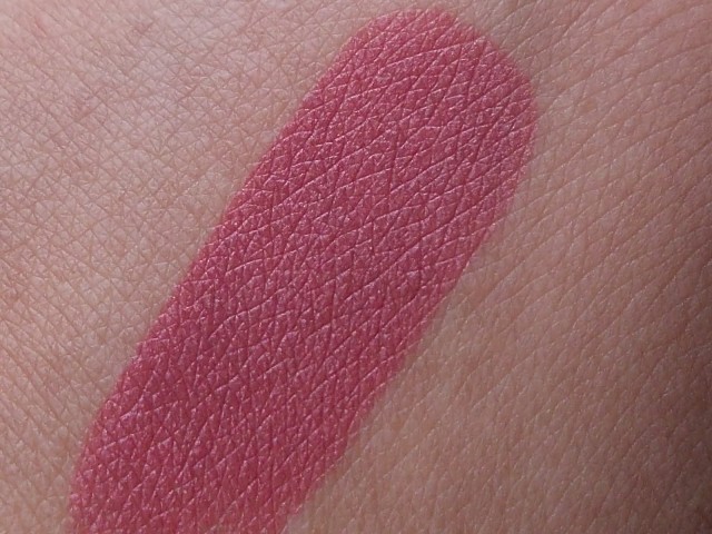 Lakme 9 to 5 Lip Color Mulberry Work  swatch