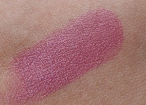 Lakme Absolute Creme Lipstick Plum Forever swatch