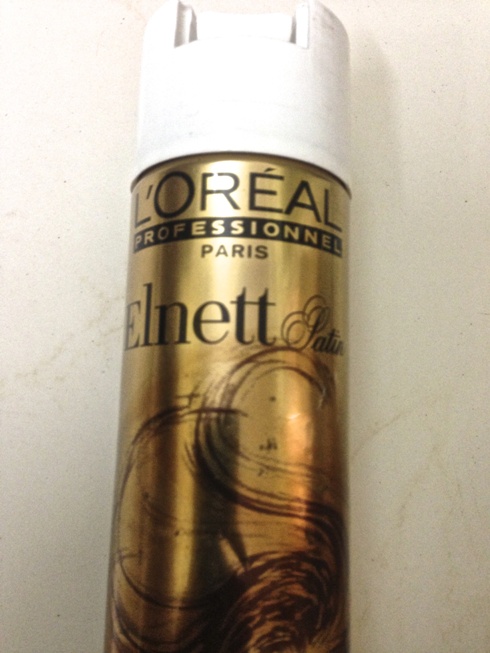 L’Oreal Elnett Satin Strong Hold Hair Spray 3