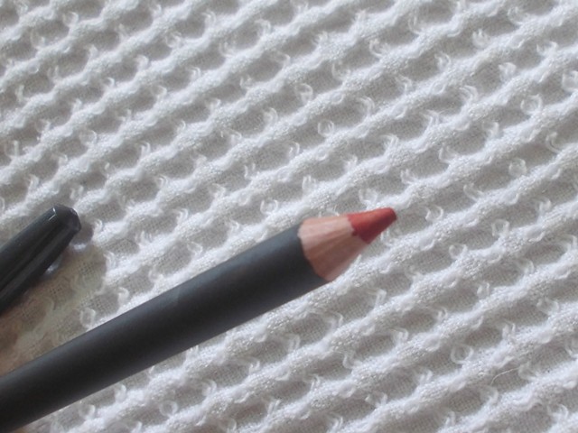 Mac Lip Pencil Cherry  (8)