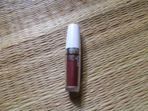 Maybelline Superstay 14 hrs Lipstick - Wine and forever (13)