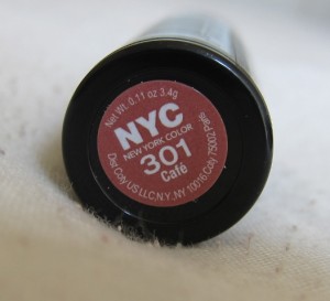 NYC Ultra Moist Lipwear 301 Cafe (4)