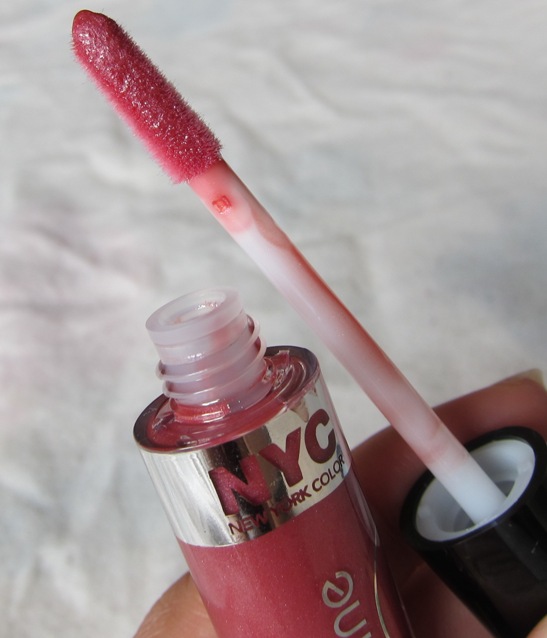 New York Color Liquid Lipshine Lip Gloss in Rivington Rose 6